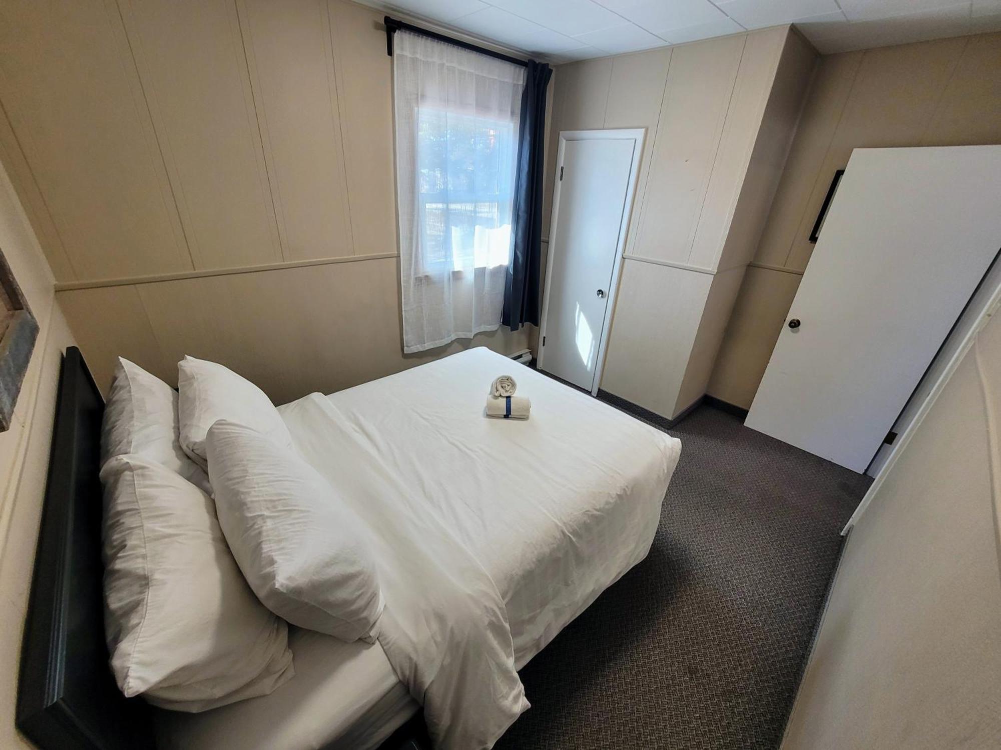 Lido Motel เรเดียมฮอตสปริงส์ ภายนอก รูปภาพ